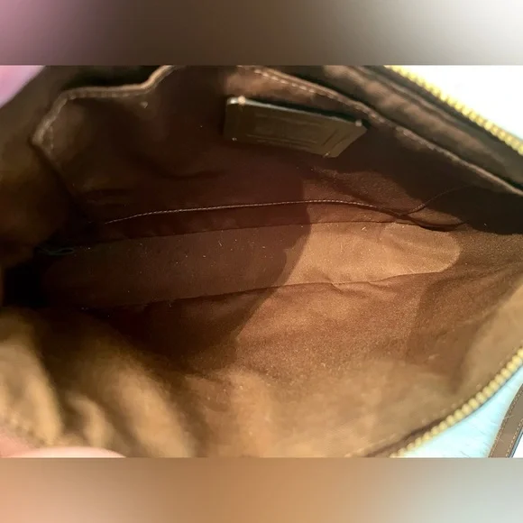 Coach Gallery Signature File Bag Coated Canvas - Picture 6 of 9